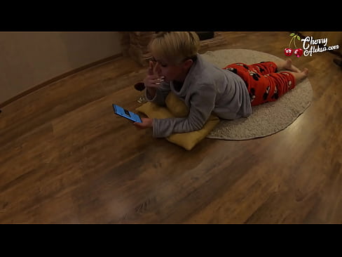 ❤️ Luda plavuša sisa ogroman kurac sisa i poskakuje na njemu - analni seks ️❌ Porno na hr.pornpics-de.ru ❌️❤